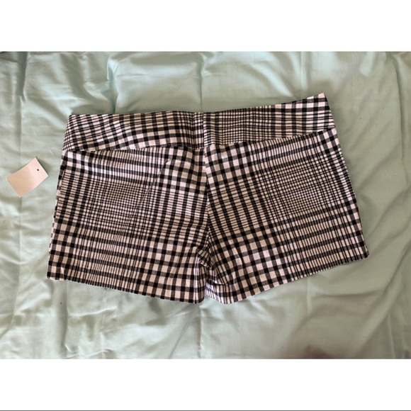 NWT Plaid Shorts - Picture 2 of 5